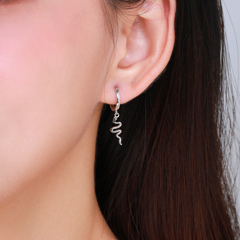 S925 Sterling Silver Cute Glossy Simulated Snakes Earring Eardrop Women
